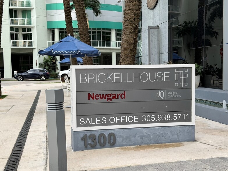 More Photos Of 1300 Brickell Bay Dr, Miami Apartments For Sale