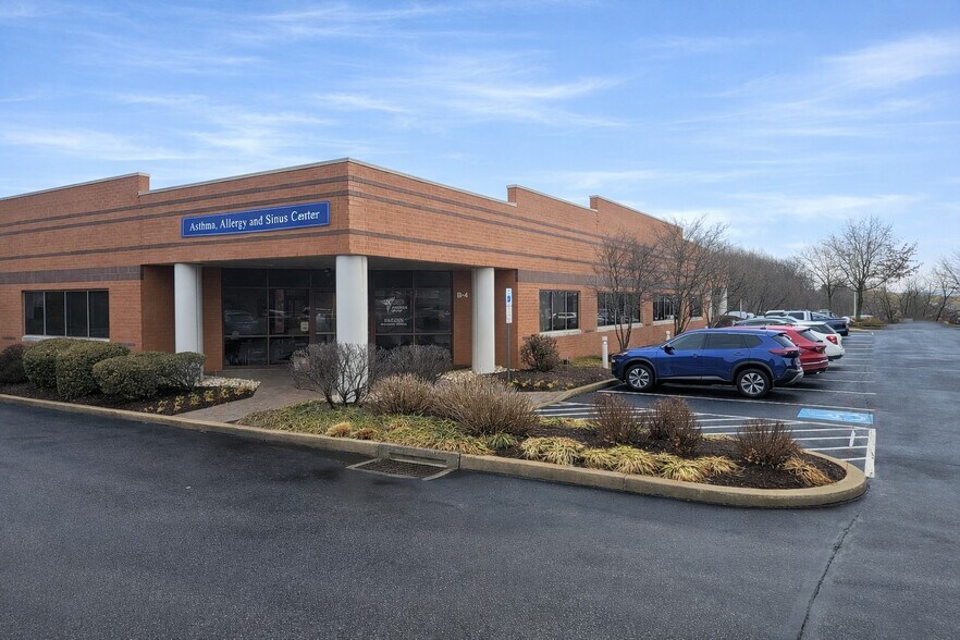 Primary Photo Of 1065 Andrew Dr, West Chester Flex For Lease