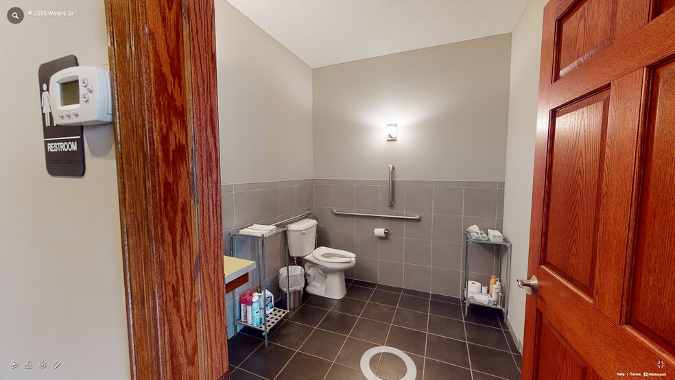 More Photos Of 2255 Waters Dr, Mendota Heights Office For Sale