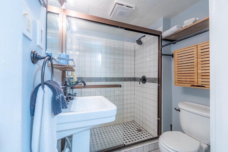 More Photos Of 1101 S Rogers St, Bloomington Multifamily For Sale