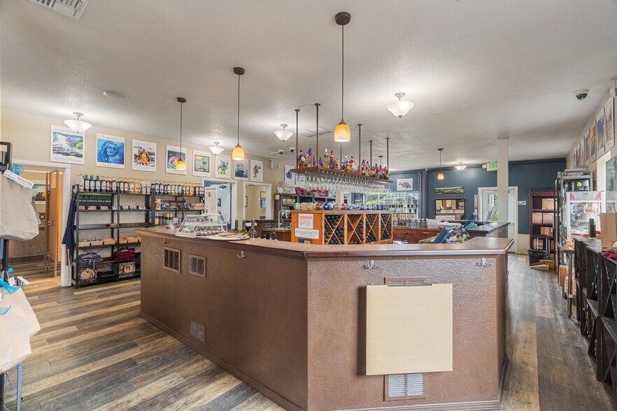 More Photos Of 1 S Arbor Rd, Aberdeen Winery Vineyard For Sale