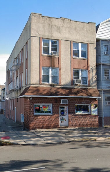 More Photos Of 488 Kennedy Blvd, Bayonne Apartments For Lease