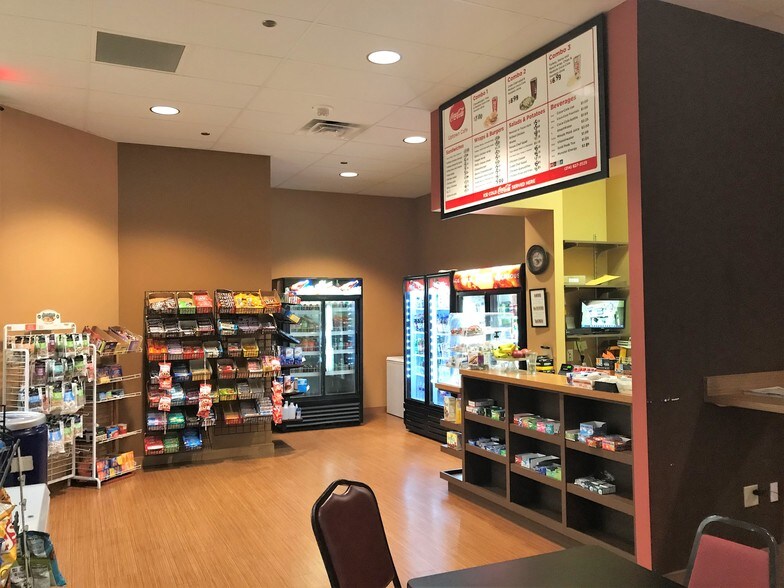 More Photos Of 4144 N Central Expy, Dallas Office For Lease