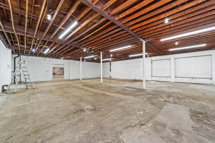 More Photos Of 1830 Superior Ave, Cleveland Freestanding For Sale