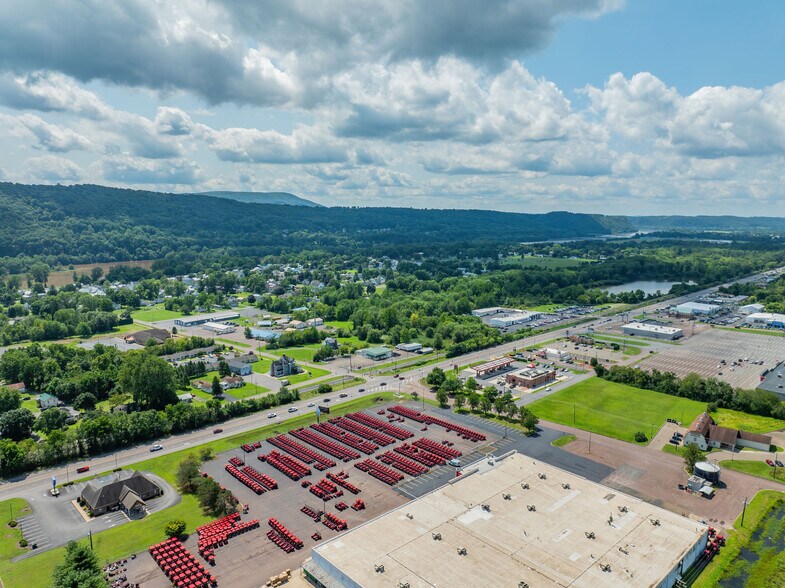 More Photos Of 2701 P Nut Ln, Bloomsburg Bowling Alley For Sale