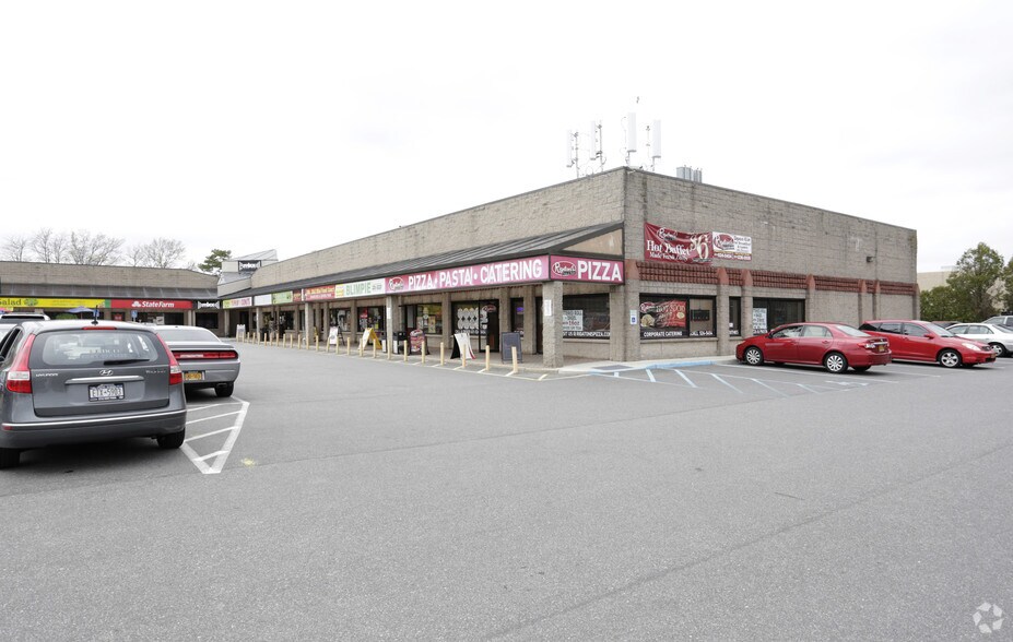 Primary Photo Of 160 Adams Ave, Hauppauge General Retail For Lease