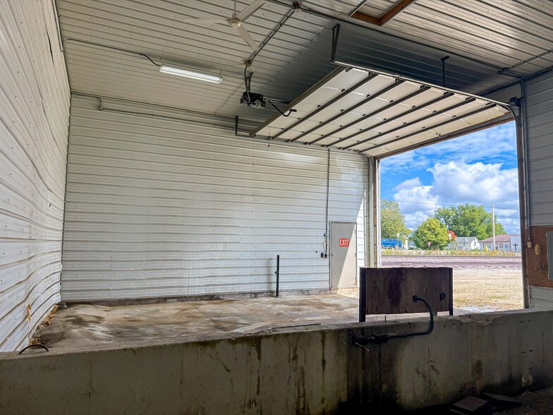 More Photos Of 14 1st SE st, Dodge Center Industrial For Sale