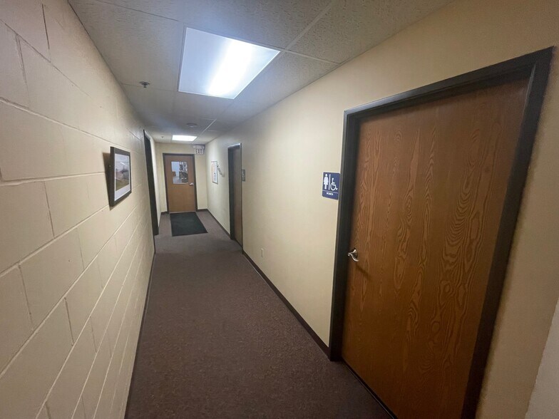 More Photos Of 2291 Traversefield Dr, Traverse City Manufacturing For Lease
