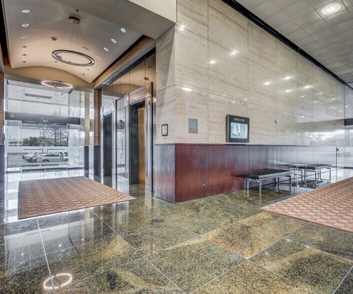 More Photos Of 101 E Park Blvd, Plano Office For Lease