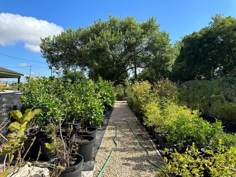 More Photos Of 2700 SE Loop 410, San Antonio Land For Sale