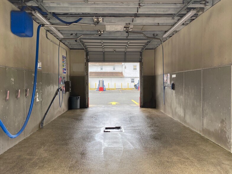 More Photos Of 802 W New York Ave, Somers Point Carwash For Sale