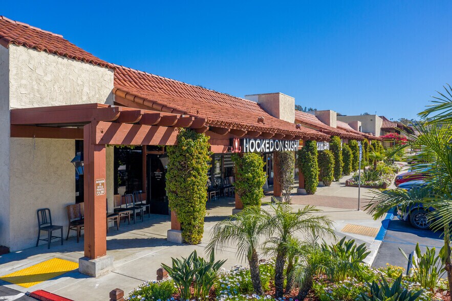 More Photos Of 2502-2600 El Camino Real, Carlsbad Unknown For Lease