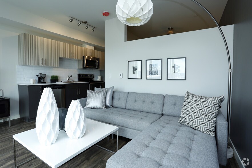 More Photos Of 1516 NW 51st St, Seattle Apartments For Sale