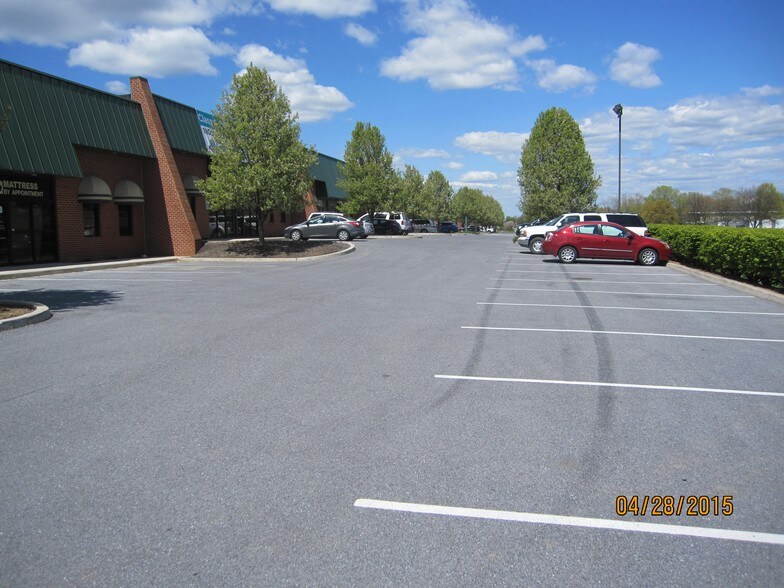 More Photos Of 10212 Governor Lane Blvd, Williamsport Light Distribution For Lease