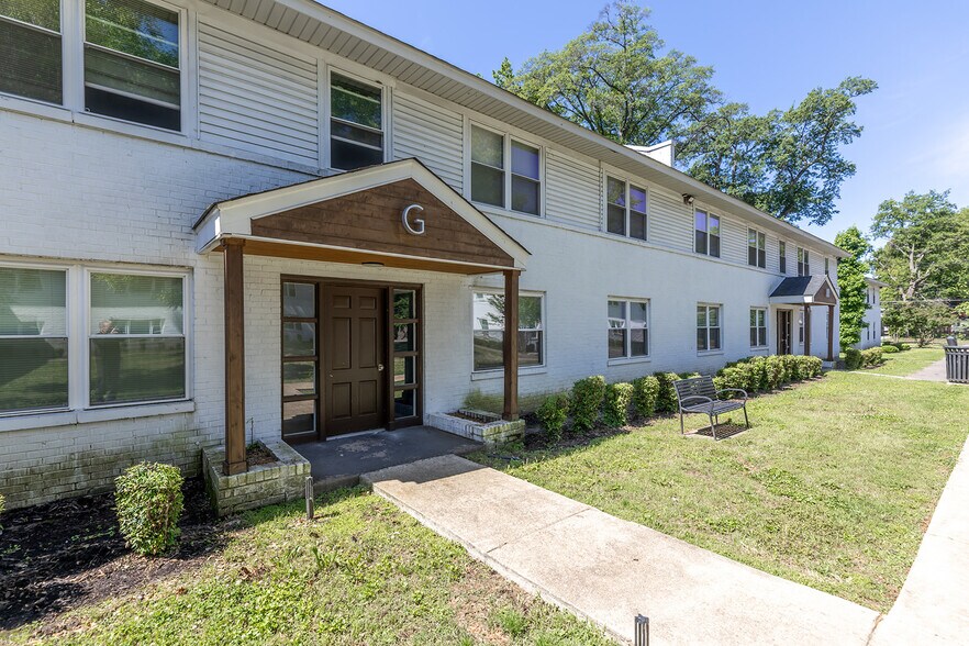 More Photos Of 170 N Hollywood St, Memphis Apartments For Sale
