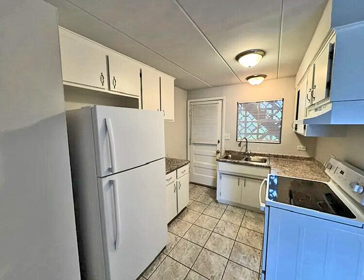 More Photos Of , Burnham Multifamily For Sale