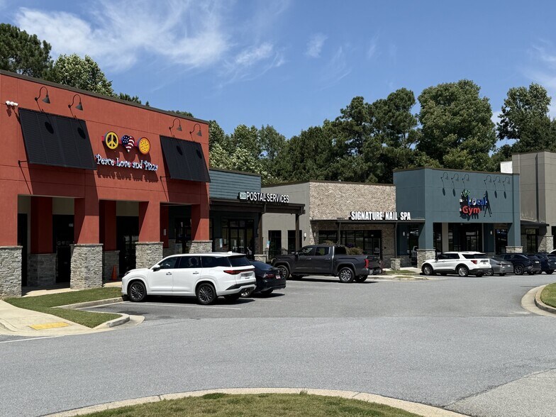 More Photos Of 2495 Cedarcrest Rd, Acworth Storefront For Lease
