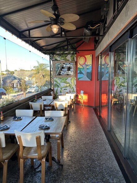 More Photos Of 450 Main St, El Segundo Restaurant For Lease