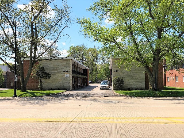 Primary Photo Of 5409 Saint Charles Rd, Berkeley Apartments For Sale