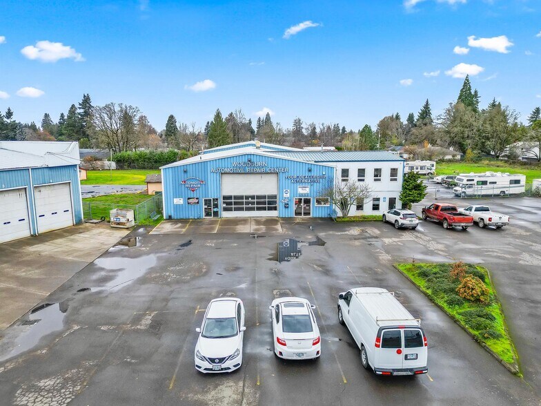 More Photos Of 555 N Pacific Hwy, Woodburn Auto Repair For Sale