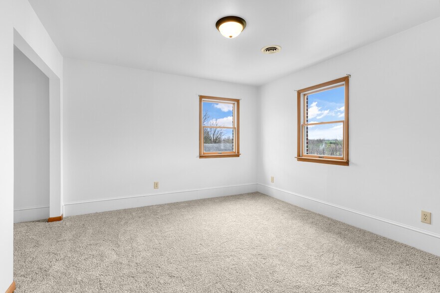More Photos Of 140 Shartlesville Rd, Bernville Warehouse For Sale