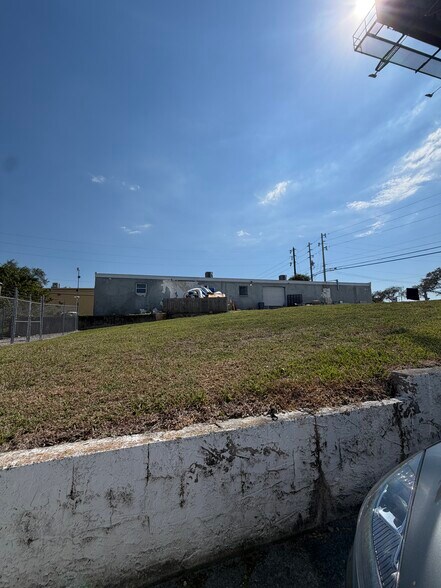 More Photos Of 31515 U.S. Highway 19 N, Palm Harbor Freestanding For Sale