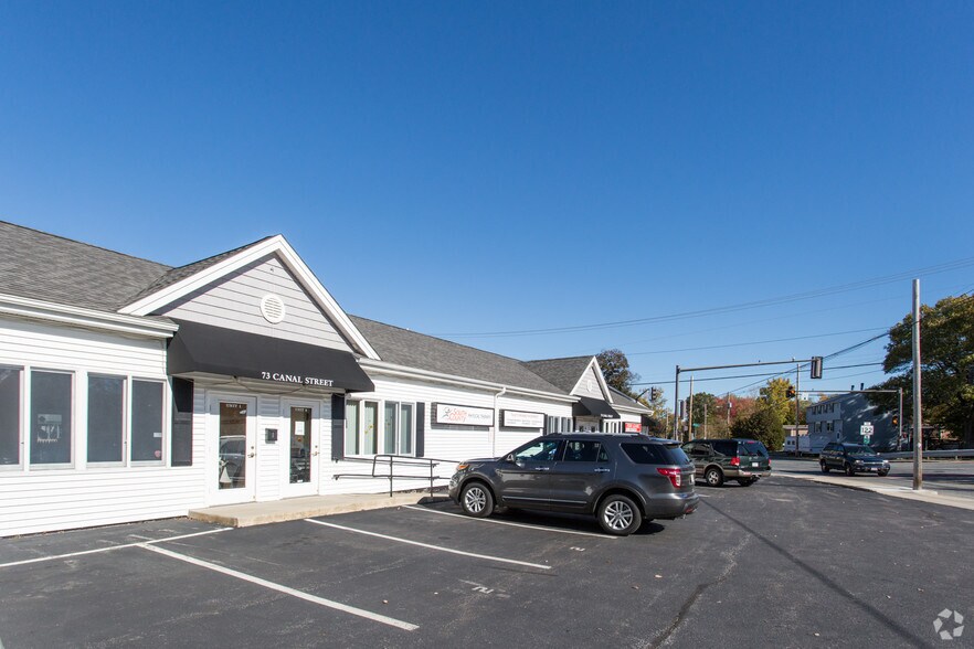 More Photos Of 73 Canal St, Millbury Showroom For Lease