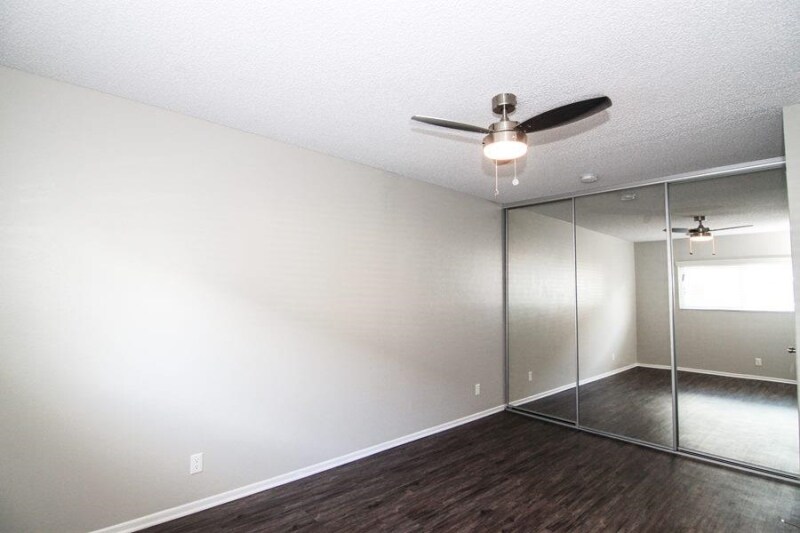 More Photos Of 2202-2208 Michigan Ave, Los Angeles Apartments For Sale