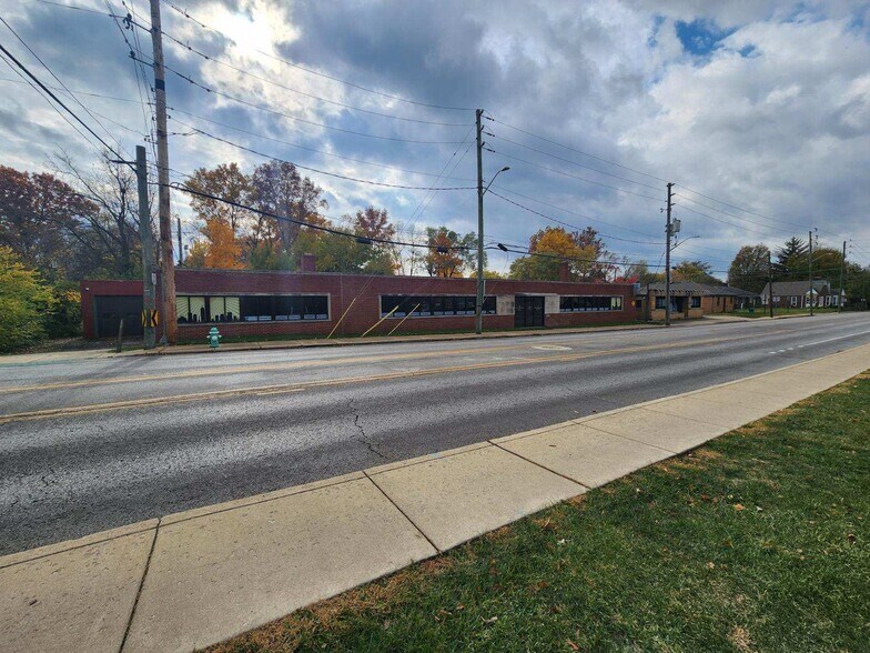 More Photos Of , Indianapolis Industrial For Sale