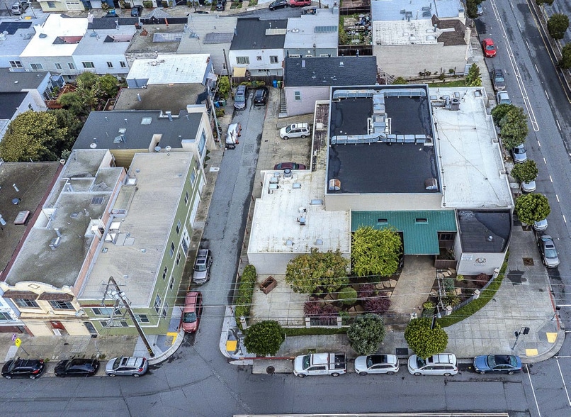 More Photos Of 60 Onandaga Ave, San Francisco Lodge Meeting Hall For Sale