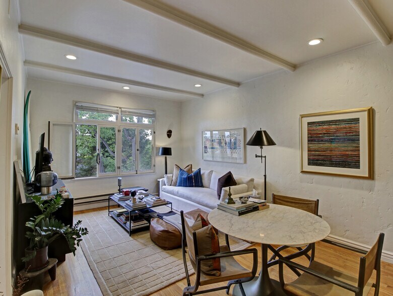More Photos Of 152 S Peck Dr, Beverly Hills Apartments For Sale