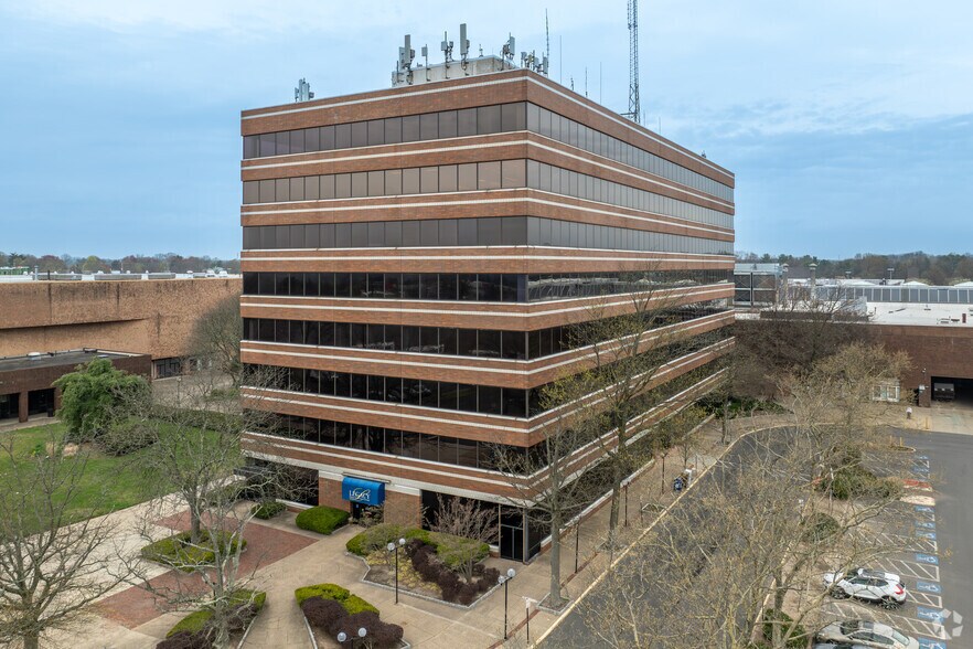 More Photos Of 2300 E Lincoln Hwy, Langhorne Office For Lease