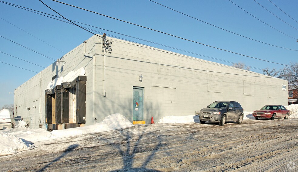 More Photos Of 480 Kenny Rd, Saint Paul Warehouse For Sale