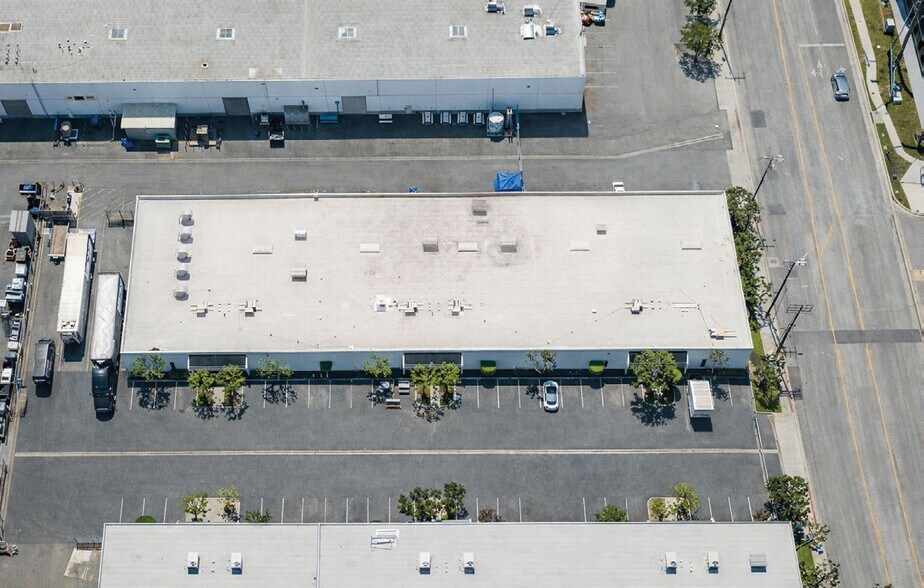 More Photos Of 14020-14028 Marquardt Ave, Santa Fe Springs Warehouse For Lease