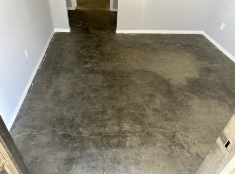 More Photos Of 12455 Branford St, Pacoima Warehouse For Sale