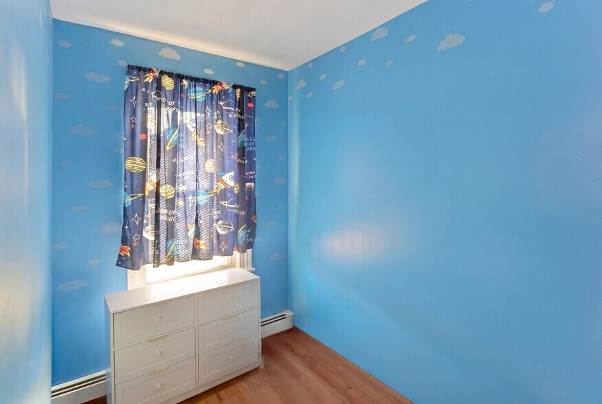 More Photos Of 449 Orange St, Newark Storefront Retail Residential For Sale