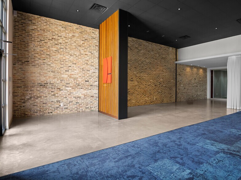 More Photos Of 7010 Rocio Dr, Laredo Freestanding For Lease