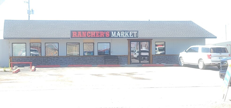 Primary Photo Of 7623 US Highway 277, Elgin Showroom For Sale
