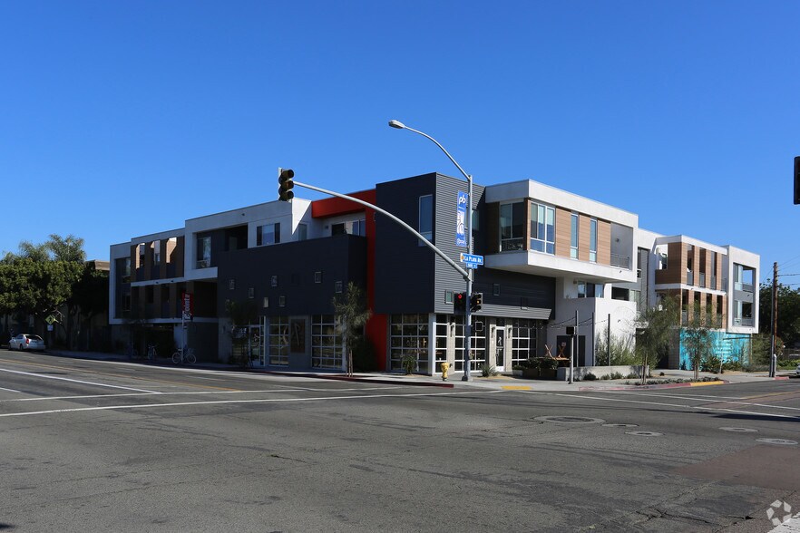 More Photos Of 3801 Ingraham St, San Diego Apartments For Lease