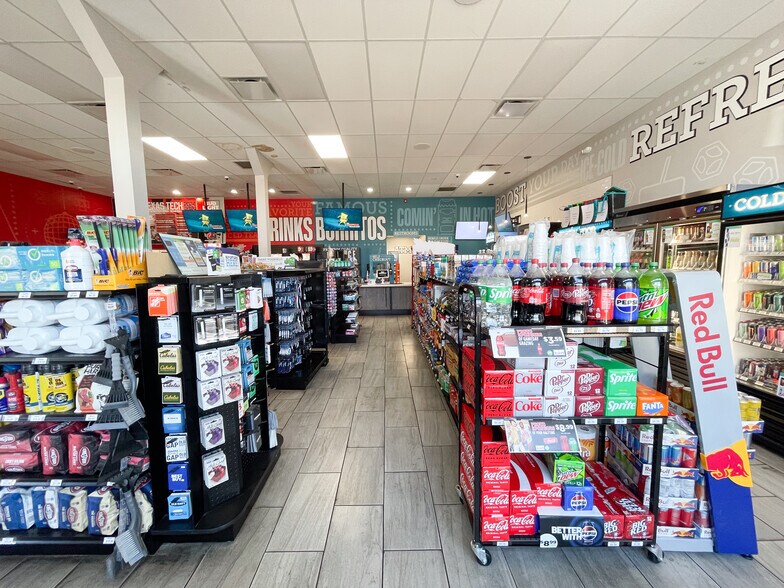 More Photos Of 1111-1113 University Ave, Lubbock Freestanding For Lease