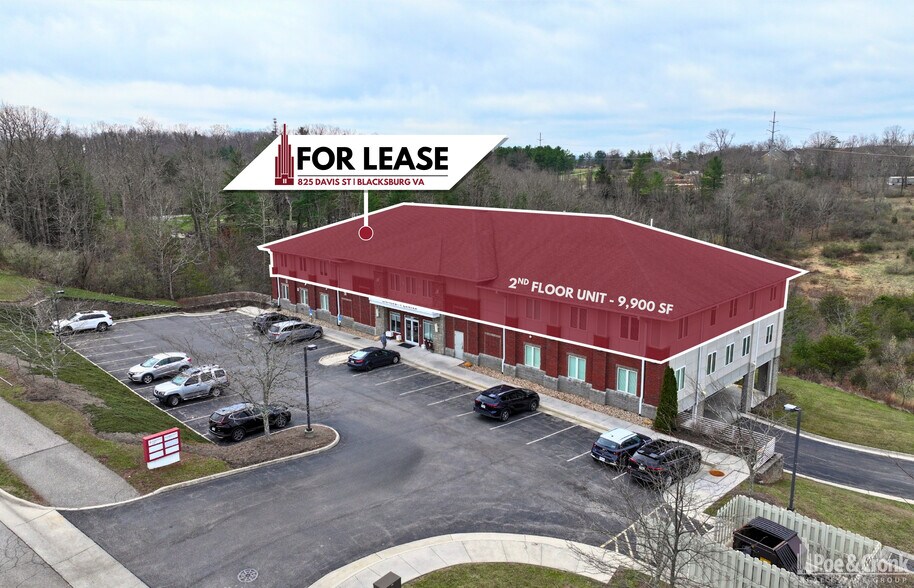 More Photos Of 825 Davis St, Blacksburg Medical For Lease