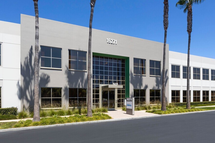 More Photos Of 46 Discovery, Irvine Unknown For Lease