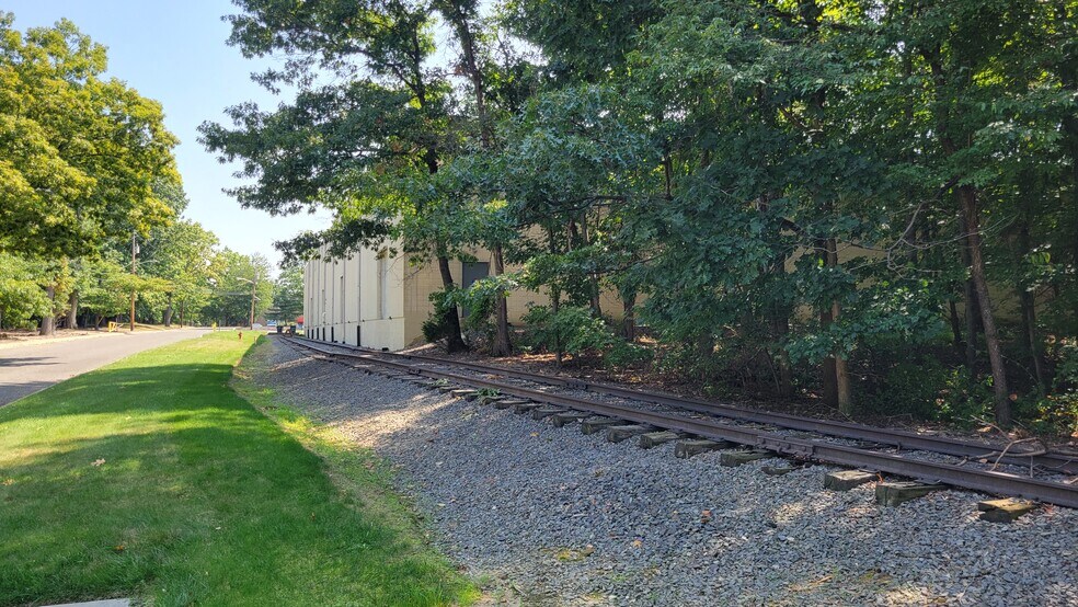 More Photos Of 35 Kimberly Rd, East Brunswick Industrial For Sale