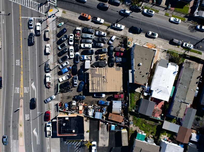 More Photos Of 5825 International Blvd, Oakland Auto Dealership For Sale