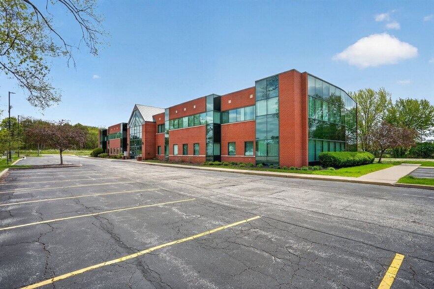 More Photos Of 213 Front St, McHenry Office For Lease