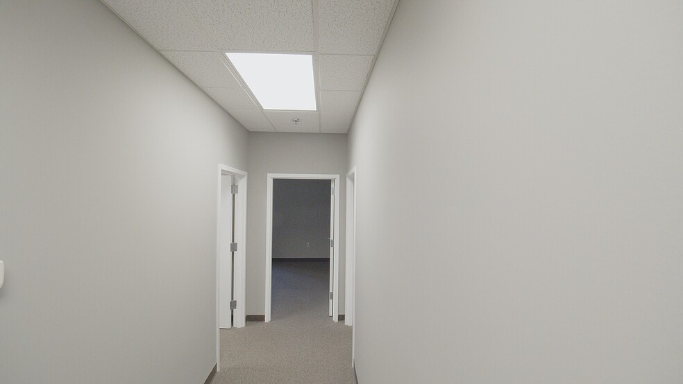 More Photos Of 203 Oakside Ln, Canton Medical For Sale