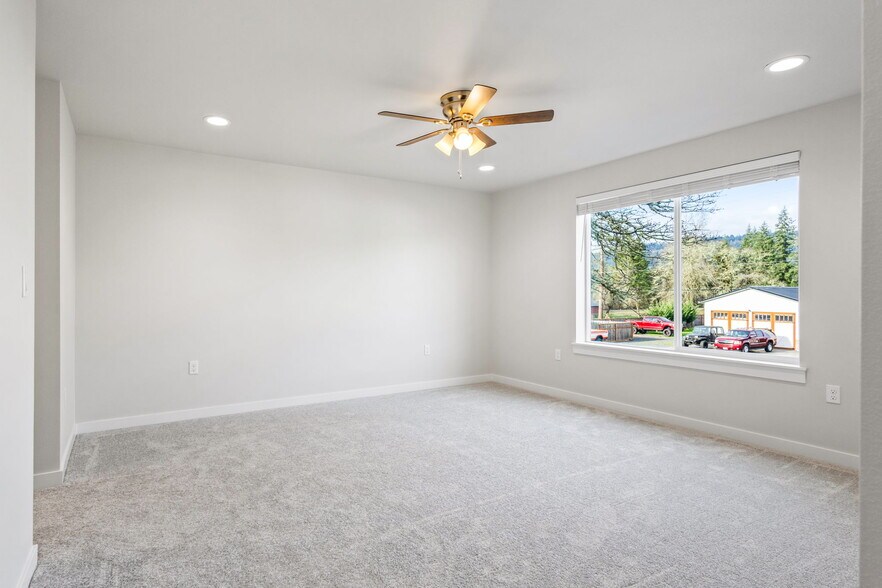 More Photos Of 3619 Green River Rd, Sweet Home Multifamily For Sale