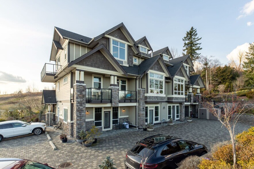 More Photos Of 2379 Chardonnay Ln, Abbotsford Hospitality For Sale