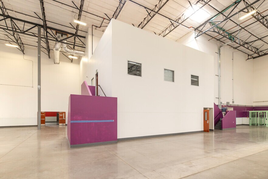 More Photos Of 3200 USA Pky, Sparks Distribution For Lease