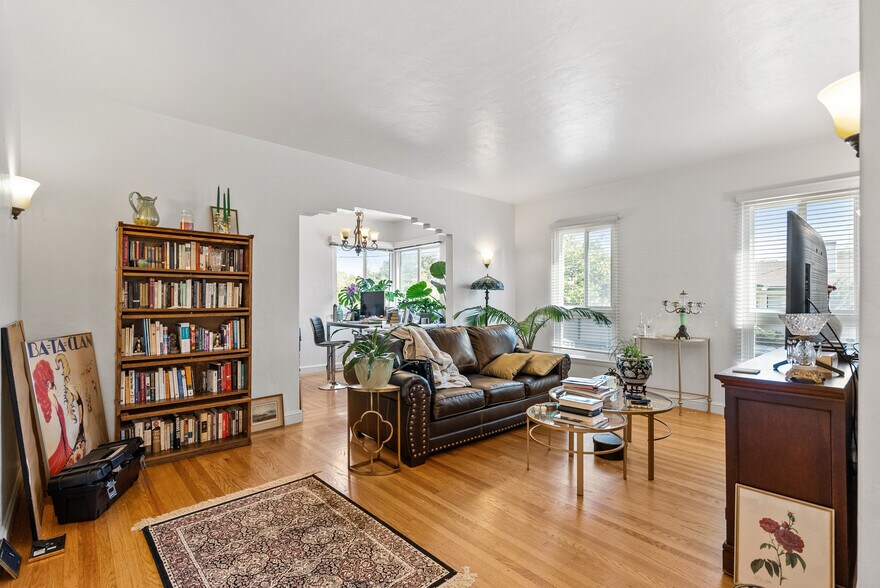 More Photos Of 1217 Capuchino Ave, Burlingame Apartments For Sale